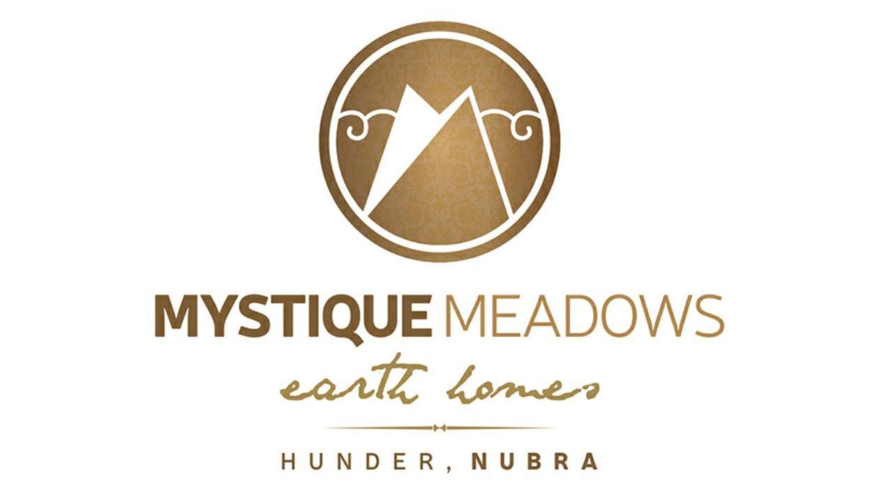Mystique Meadows Earth Homes Hundar ภายนอก รูปภาพ